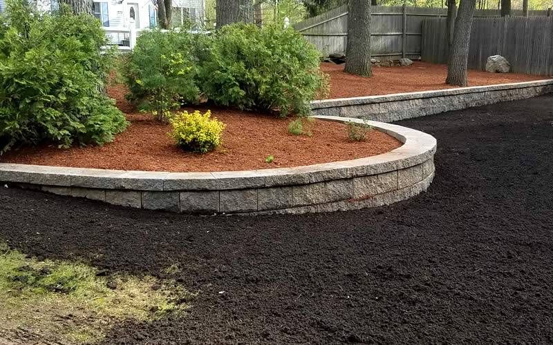 Hawkes Hardscape & Landscape Design - commercial retaining wall